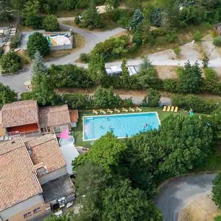 Camping Les Princes D'Orange Hotel Orpierre Exterior photo