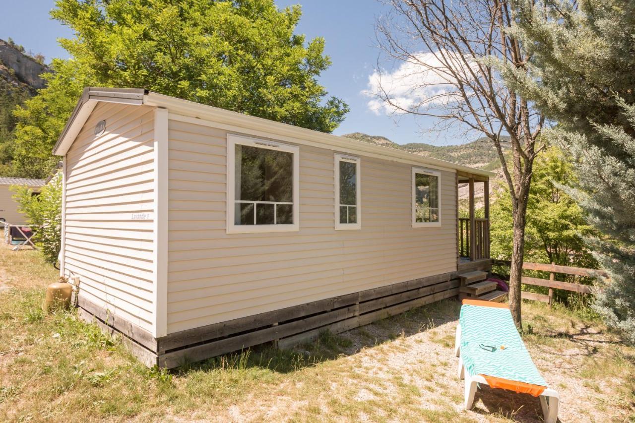 Camping Les Princes D'Orange Hotel Orpierre Exterior photo