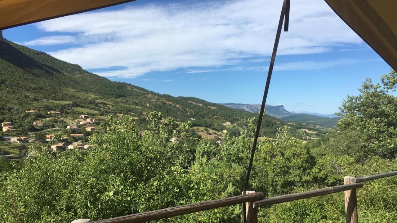 Camping Les Princes D'Orange Hotel Orpierre Exterior photo