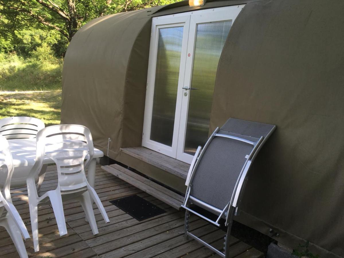 Camping Les Princes D'Orange Hotel Orpierre Exterior photo